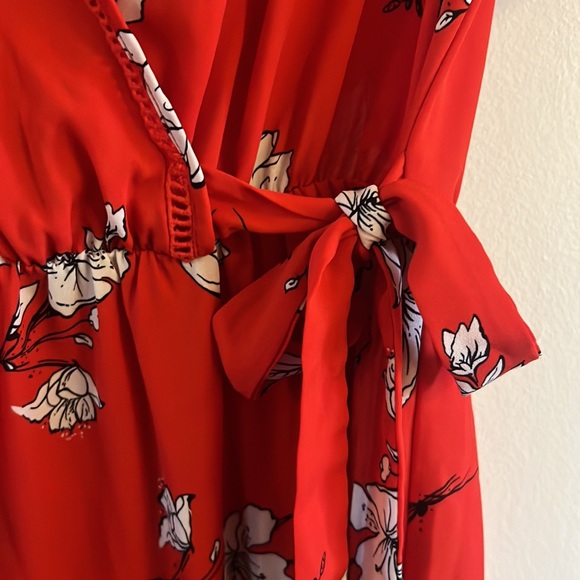 Sienna Sky Red Floral Dress - Picture 3 of 4